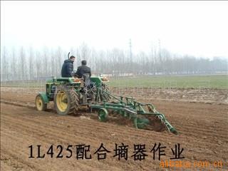 【大量供应优质土豆种植机、薯类收获机、犁、秸秆还田机等产品(图)】价格,厂家,图片,其他耕地整地机械,德州宝丰农机制造-